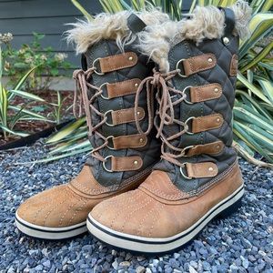 Sorel Tofino Lace-up Camel/Green Fur Winter Boots